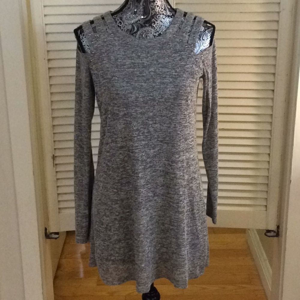 Detailed Cold shoulder swing dress Junior 16/L
